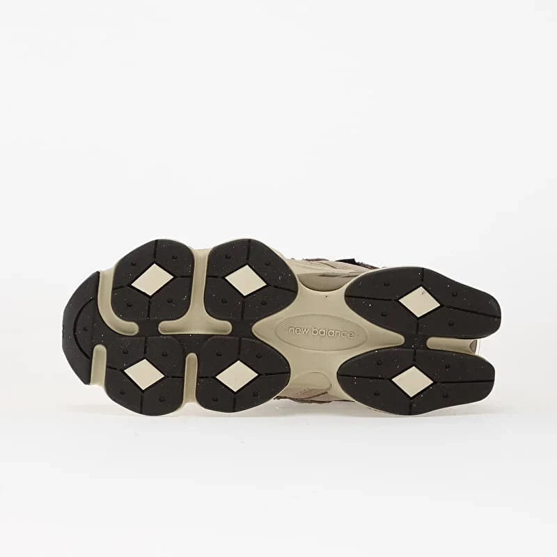 New Balance 9060 (Arid Stone)