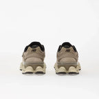 New Balance 9060 (Arid Stone)