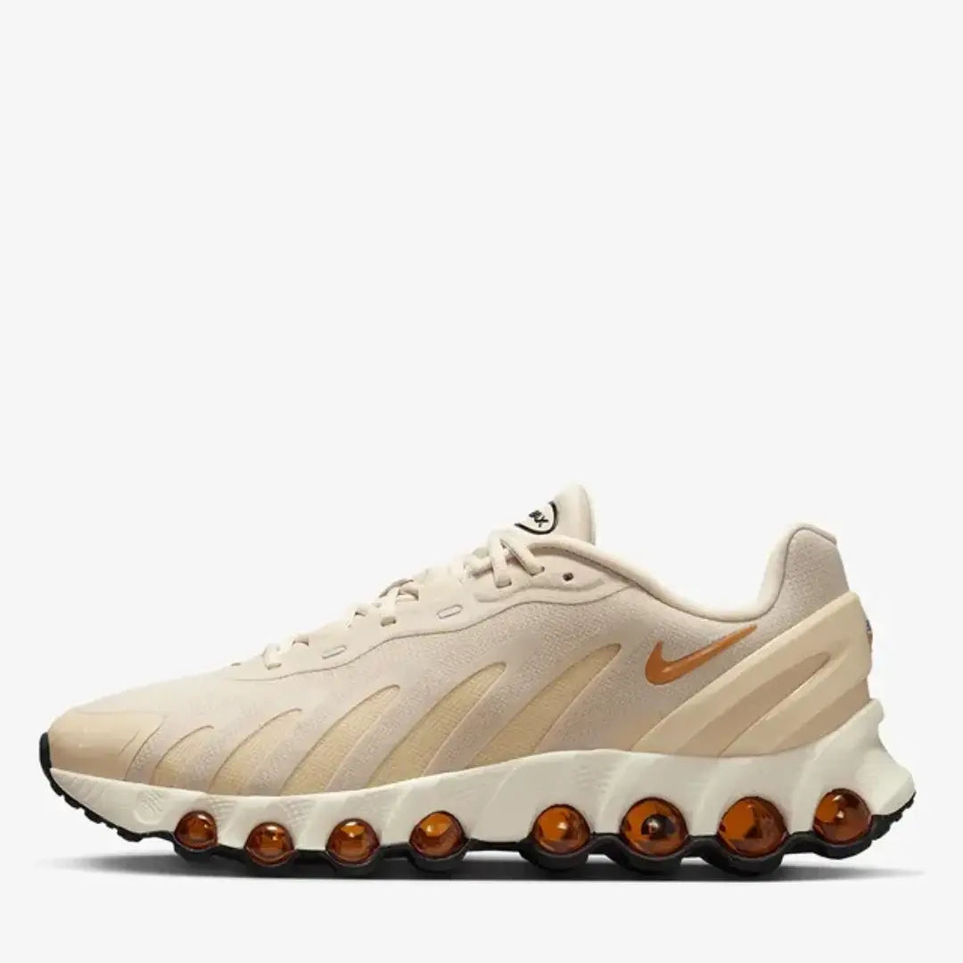 Nike DN8 (Light Khaki)