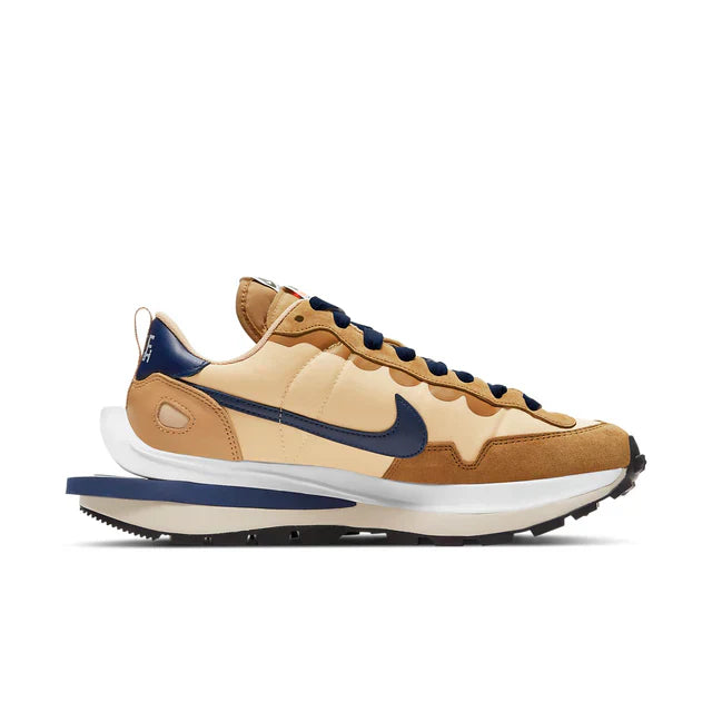 Nike x sacai VaporWaffle (Sesame Blue Void)