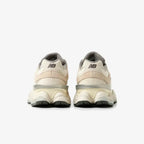 New Balance 9060 (Sea Salt)