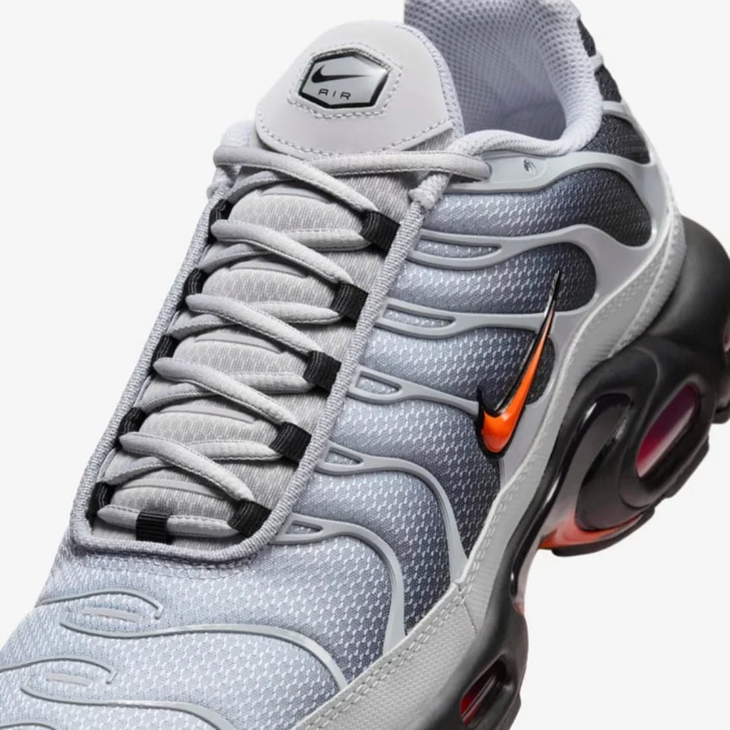Nike Air Max Plus (Wolf Grey Picante Red)