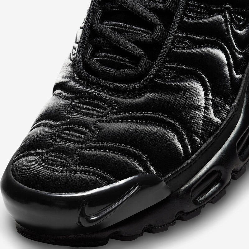 Nike Air Max Plus (Black Satin)