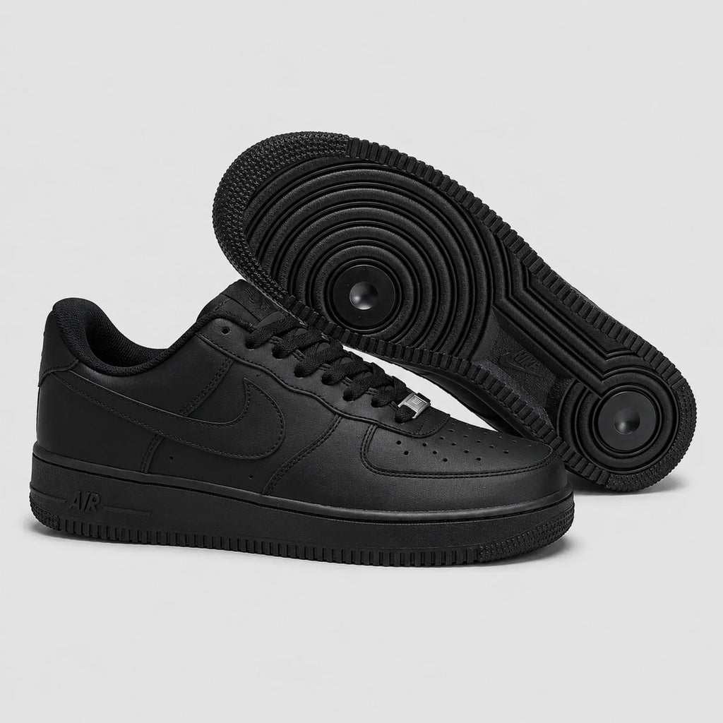Nike Air Force 1 Triple Black