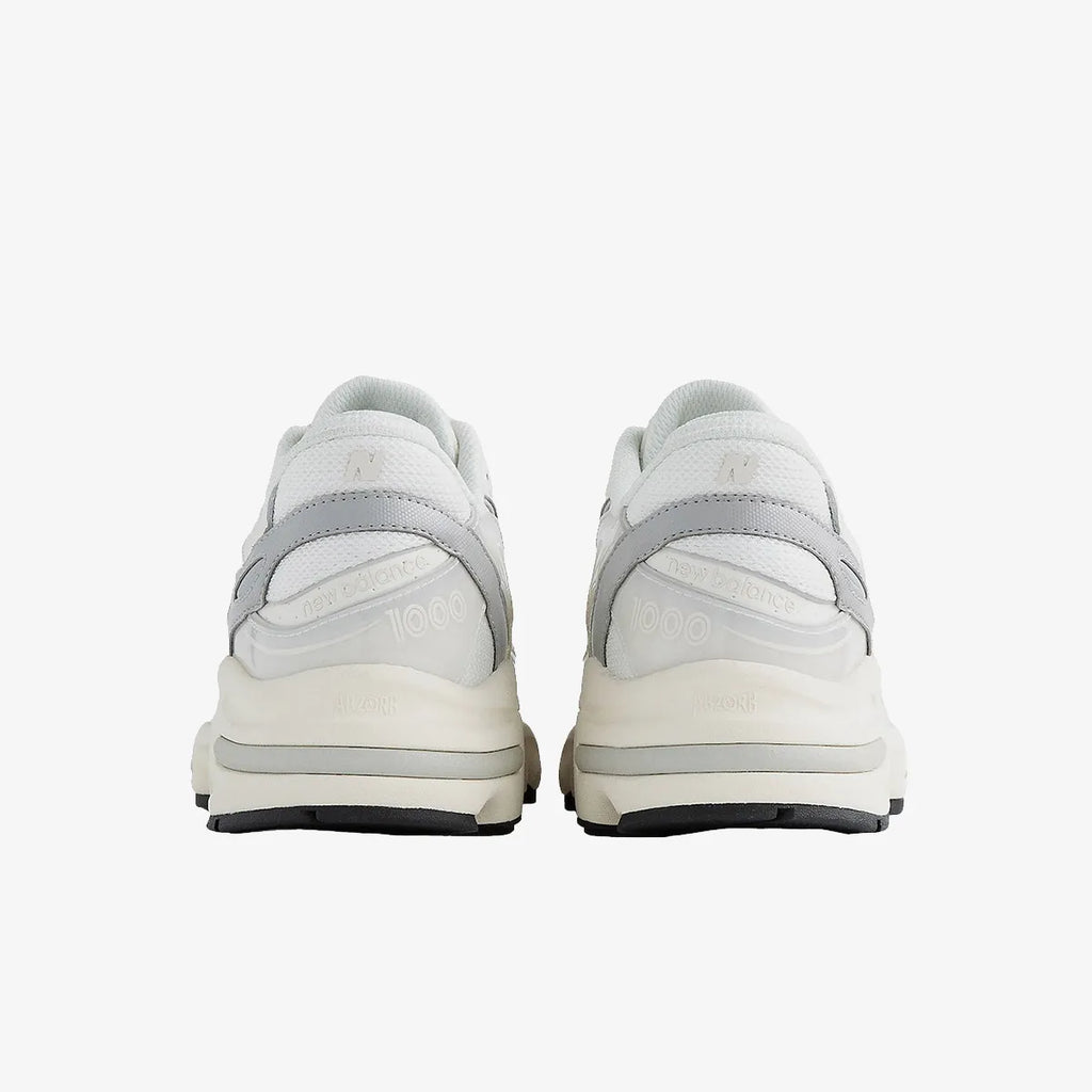 Aimé Leon Dore x New Balance 1000 Sea Salt Concrete, par patika pogled na petu