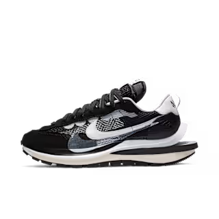 Nike x sacai VaporWaffle (Black & White)