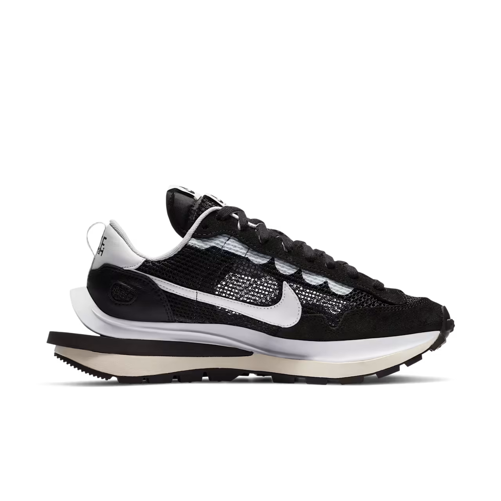 Nike x sacai VaporWaffle (Black & White)