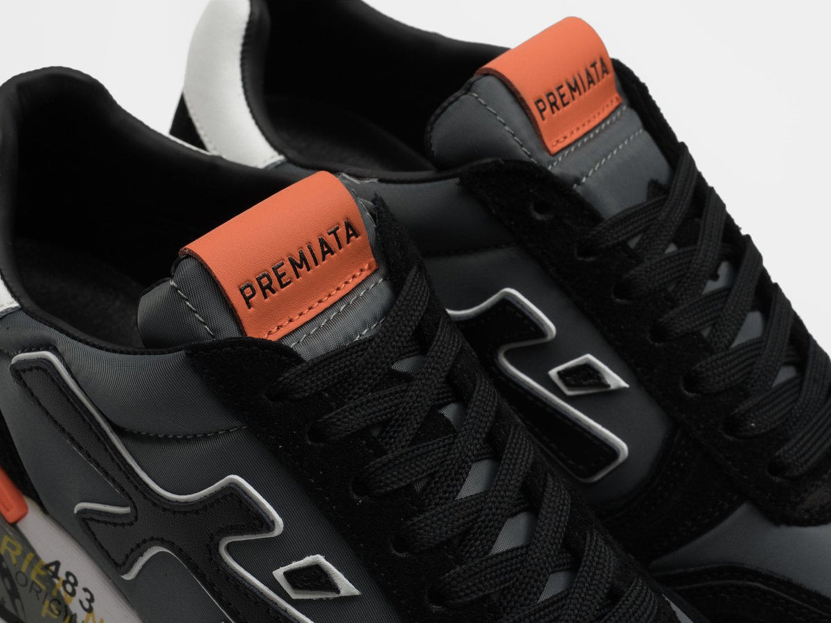 Premiata Mick Black / Grey / Orange, pogled na đon